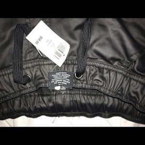 Don’t FIT Brnad NEW with tag